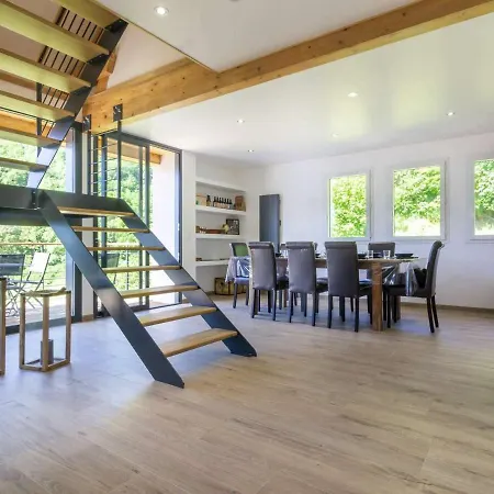 Сasa de vacaciones Maison Neuve à Pour 12 Personnes, 4 Chambres, Wifi, Parking, Linge Et Ménage Inclus - Fr-1-402-110 Grust